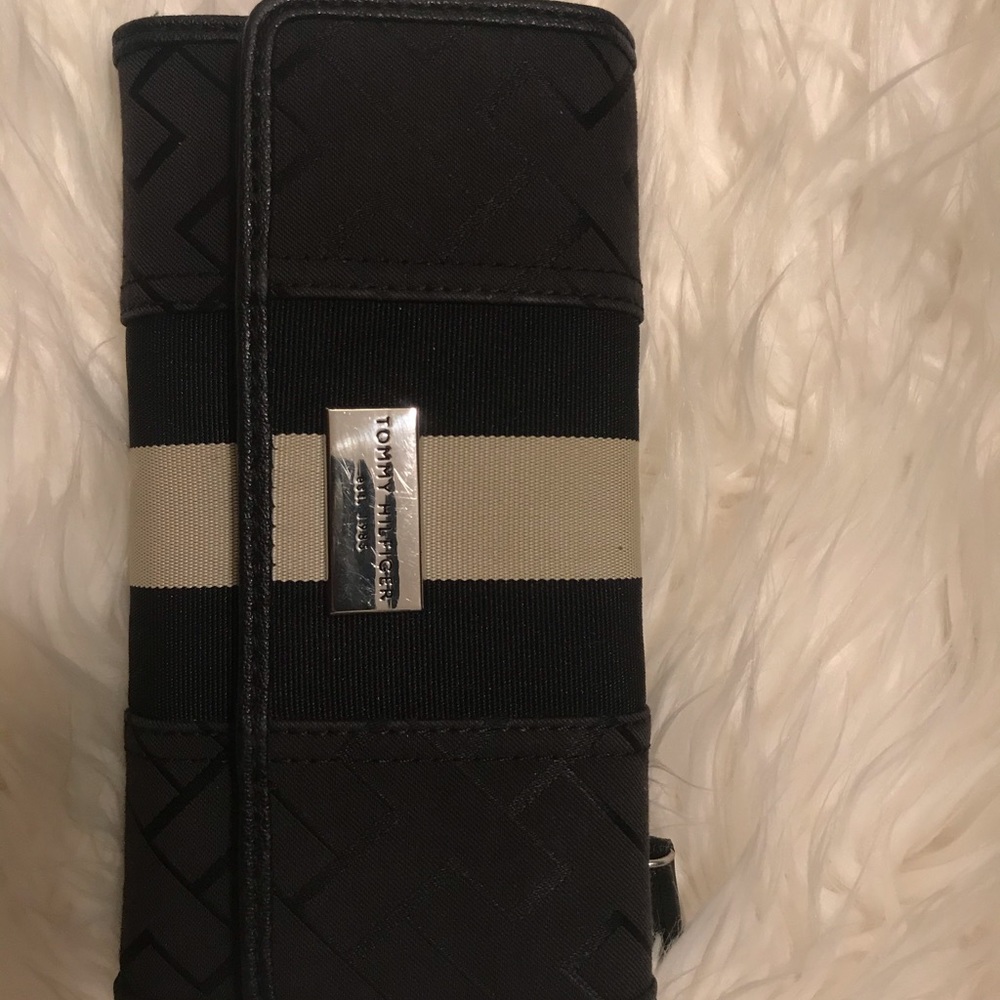 Tommy Hilfiger Wallet